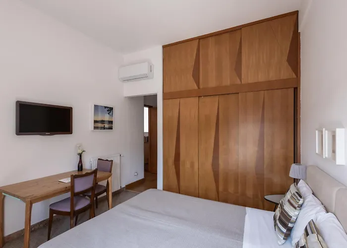 Garibaldi R&BBed and Breakfast